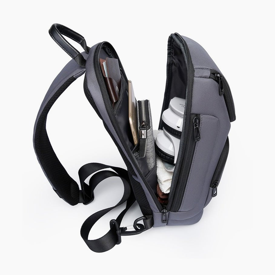 Lightweight Functional Crossbody Bag – Compact & Everyday Use – Bange Hero