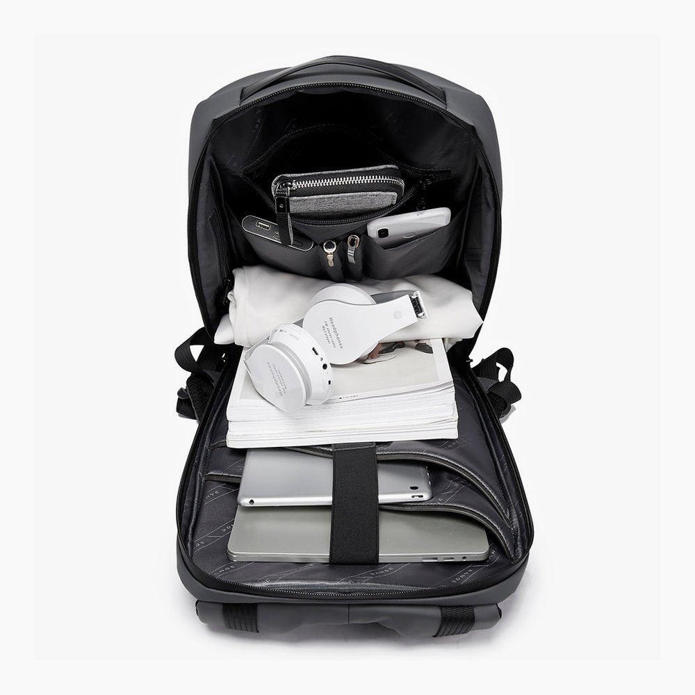 Classic Anti-Theft Backpack for 15.6" Laptop – Secure & Timeless Design – Bange Classic