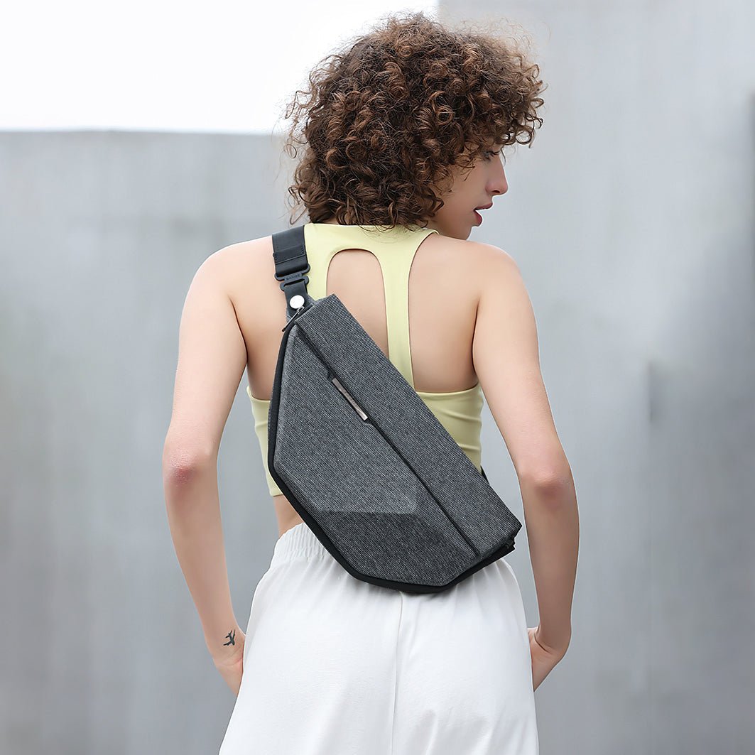 Compact Expandable Waist Bag – Modern & Lightweight Design – Bange Expand