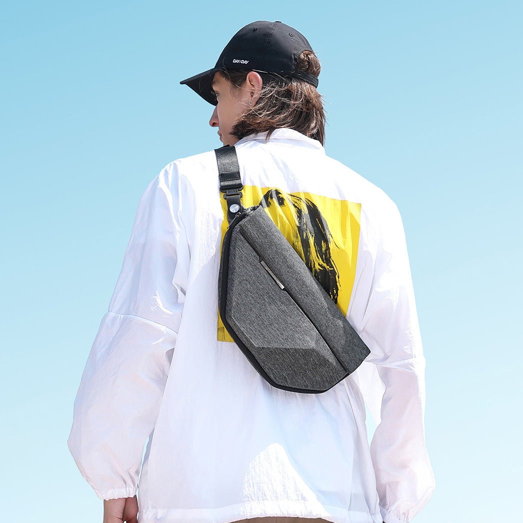 Compact Expandable Waist Bag – Modern & Lightweight Design – Bange Expand