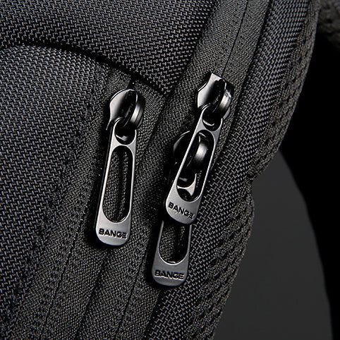 Lightweight Functional Crossbody Bag – Compact & Everyday Use – Bange Hero