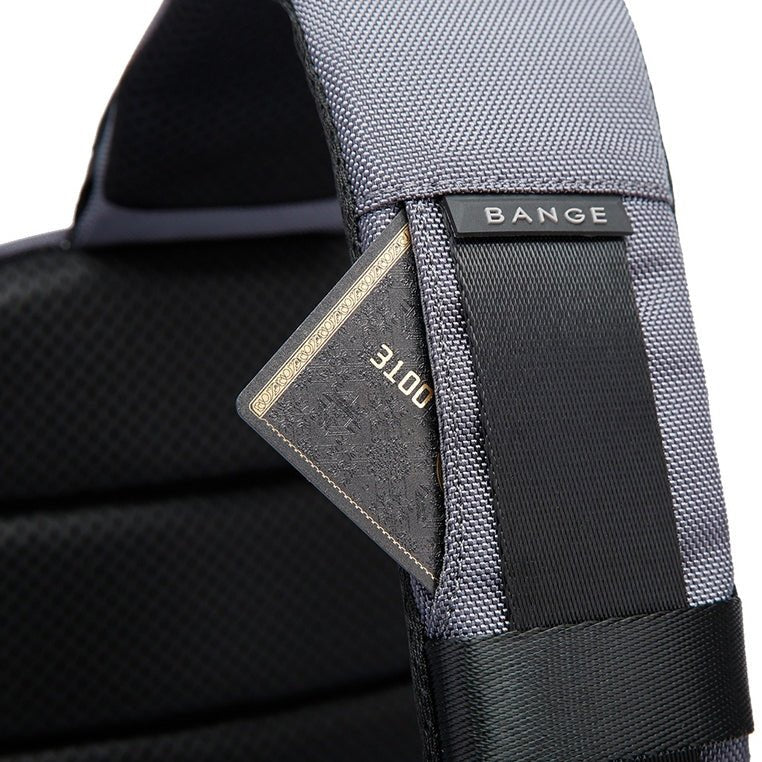 Lightweight Functional Crossbody Bag – Compact & Everyday Use – Bange Hero