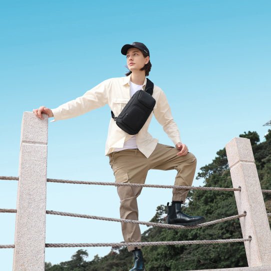Lightweight Functional Crossbody Bag – Compact & Everyday Use – Bange Hero