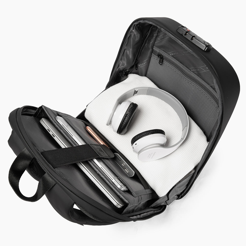 Smart Backpack for 17.3" Laptop with USB Port – Bange Vanguard